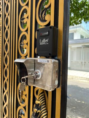 Lắp đặt khóa vân tay Laffer A18-2F cho biệt thự Thạnh Xuân